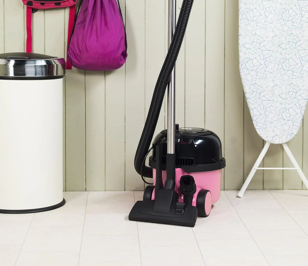 Hetty HET160 Bagged Cylinder Vacuum Cleaner – 620W, 6L Capacity, Compact Design